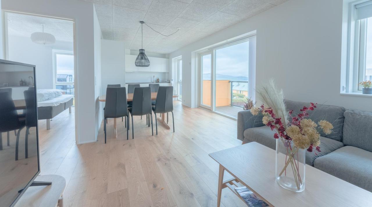 New / Stunning Sea View / Light / 3 Br Apartment Torshavn Exterior photo
